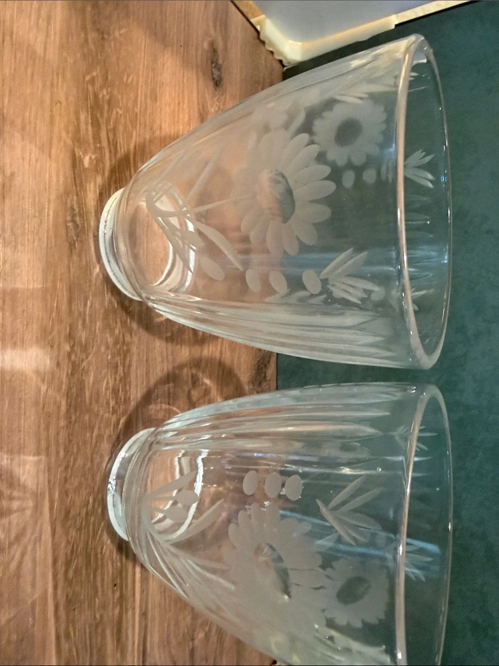 Vintage gas light glass cover daisy flowers 2x
